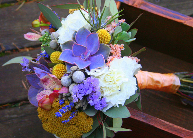 Свадебные букеты с использованием суккулентов