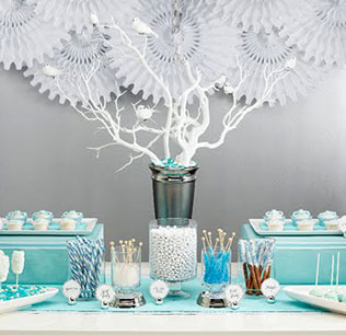 бумажные веера на свадьбе, декор сладкого стола