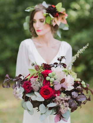 40 букетов невесты в темных тонах 