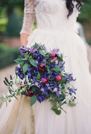 40 букетов невесты в темных тонах 