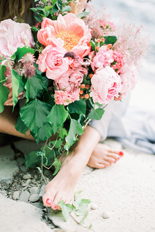 Букет невесты: что символизируют любимые цветы? Розы розовые