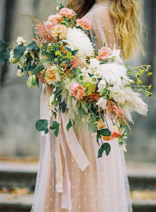 Свадебные тренды: 5 букетов для невест 