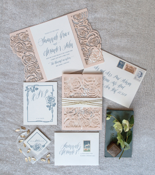 Бумажное кружево: свадебная полиграфия с узорами  