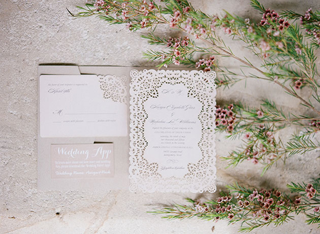 Бумажное кружево: свадебная полиграфия с узорами  