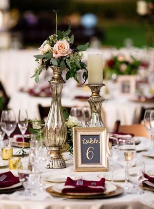 Осенняя палитра: сочетаем бургунди и оттенок пудры 