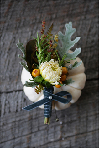 90 вариантов бутоньерок для осенней свадьбы 