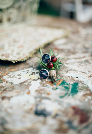 90 вариантов бутоньерок для осенней свадьбы 