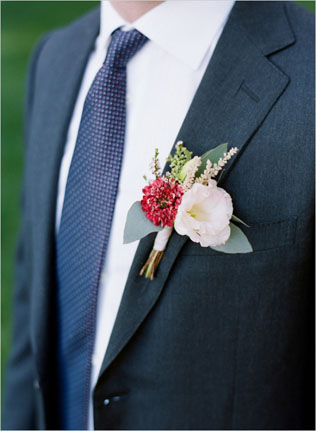 90 вариантов бутоньерок для осенней свадьбы 