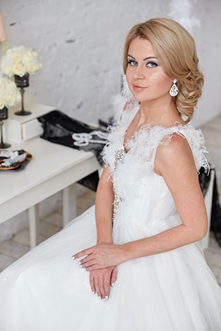 Свадебная фотосессия в стиле «Чёрного лебедя», образ невесты