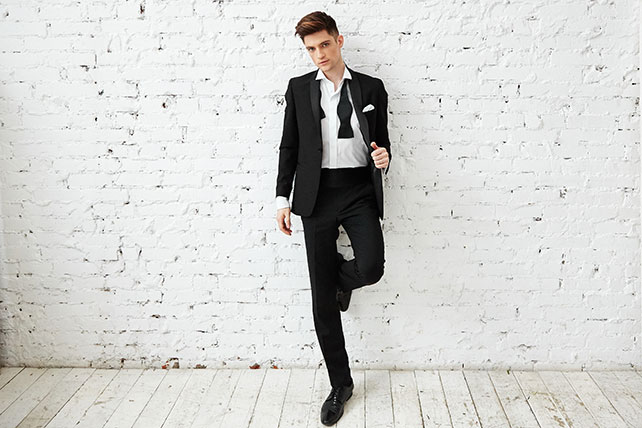 Свадебная фотосессия в стиле «Чёрного лебедя», образ жениха