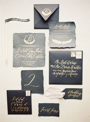 Идеальное сочетание: золотой и черный цвет для новогодней свадьбы 