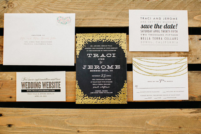 Идеальное сочетание: золотой и черный цвет для новогодней свадьбы 