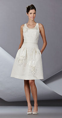 элегантное платье невесты для второго дня