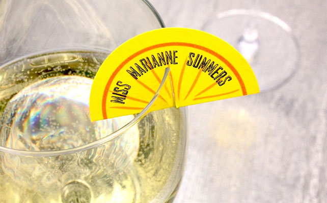 цитрусовая свадьба, рассадочные карточки