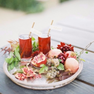 Все цвета радуги: разноцветные коктейли для яркой свадьбы