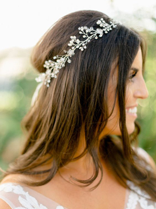 Цветочные веточки: 38 идей для весенней свадебной прически 