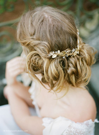 Цветочные веточки: 38 идей для весенней свадебной прически 