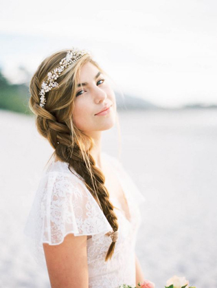 Цветочные веточки: 38 идей для весенней свадебной прически 