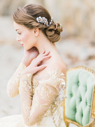 Цветочные веточки: 38 идей для весенней свадебной прически 