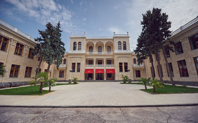 свадьба в Крыму, территория бутик-отеля «Дача Рахманинов»