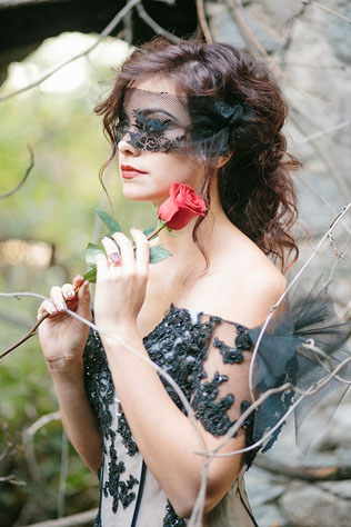 Dark Romance: 60 идей для свадьбы накануне Хэллоуина 