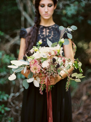 Dark Romance: 60 идей для свадьбы накануне Хэллоуина 