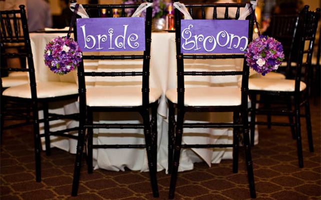 Декор стульев с помощью деревянных дощечек