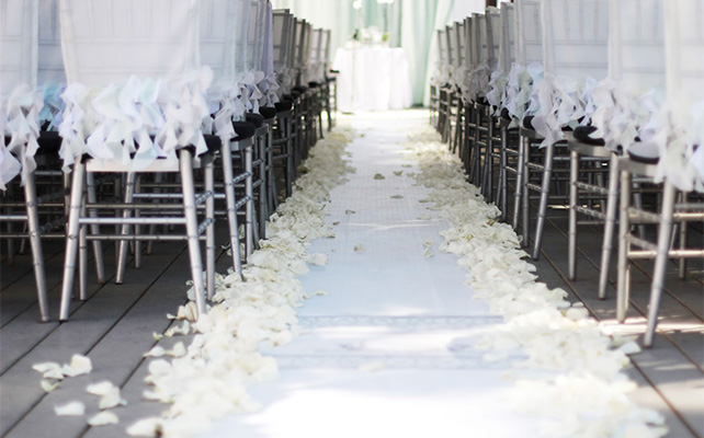 Декор стульев с помощью ткани