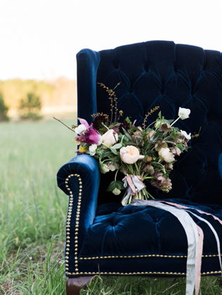 Особый шик: свадебный декор из бархата 