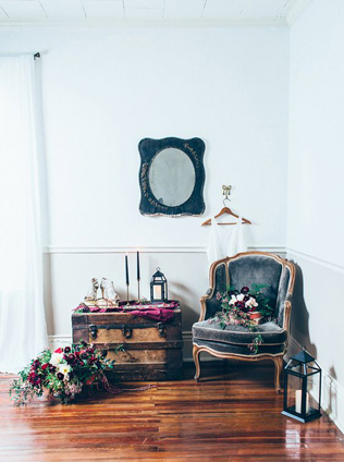 Особый шик: свадебный декор из бархата 