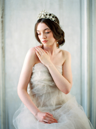 Тиары и диадемы: почувствуй себя королевой 