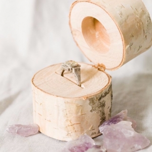 Сделай сам: коробочка для кольца из березового полена