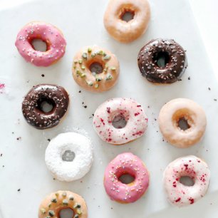 Стена из пончиков: 30 лучших идей для свадьбы