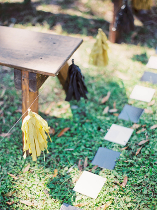 Свадьба в деталях: дорожка к алтарю под открытым небом 