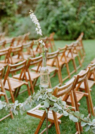 Свадьба в деталях: дорожка к алтарю под открытым небом 