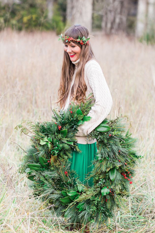 Дух Рождества: зимняя свадьба в ярко-красных тонах 