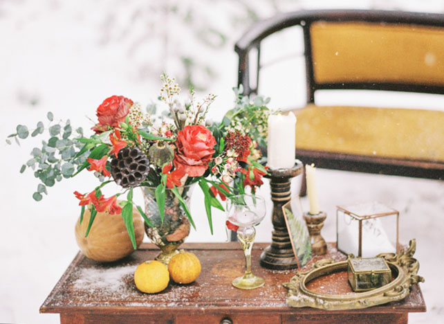 Дух Рождества: зимняя свадьба в ярко-красных тонах 