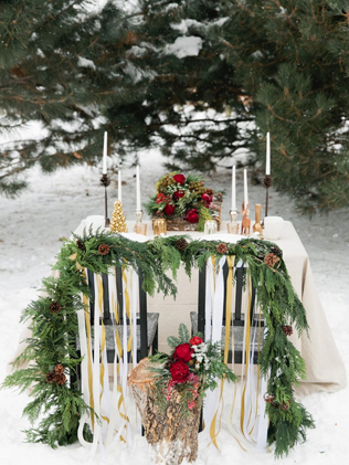 Свадьба в деталях: ели и еловые ветки 