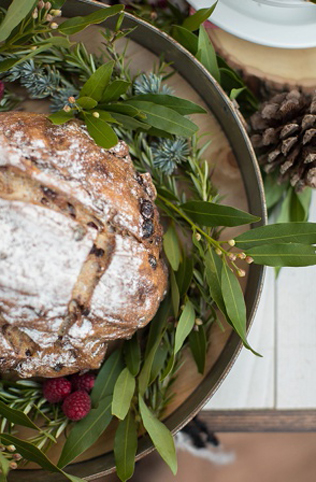 Свадьба в деталях: ели и еловые ветки 