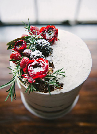 Свадьба в деталях: ели и еловые ветки 