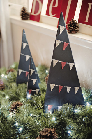 Свадьба в деталях: ели и еловые ветки 