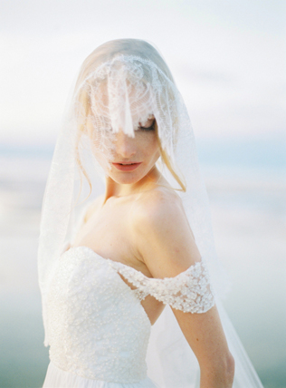 Фата-мантилья: секреты выбора 