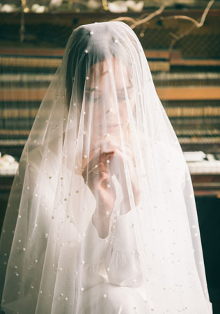 Изысканная тенденция: фата с узором в горошек 