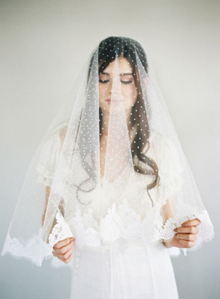 Изысканная тенденция: фата с узором в горошек 