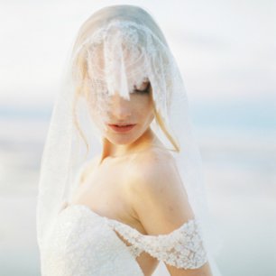 Фата-мантилья: секреты выбора