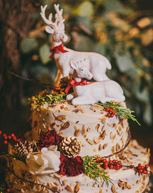 В ожидании зимы: фигурки оленей для декора свадьбы 