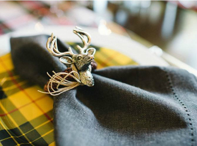 В ожидании зимы: фигурки оленей для декора свадьбы 