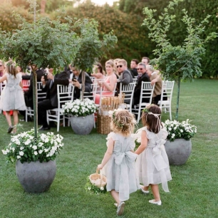 55 потрясающих нарядов для цветочных девочек