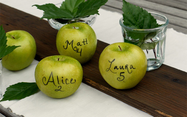 Фрукты в декоре свадебного стола