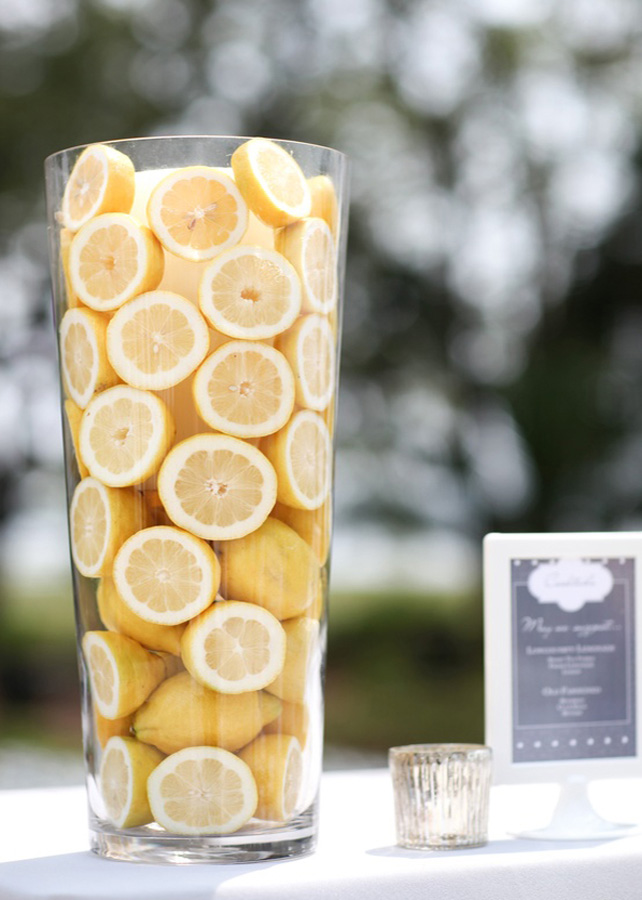 Фрукты в декоре свадебного стола